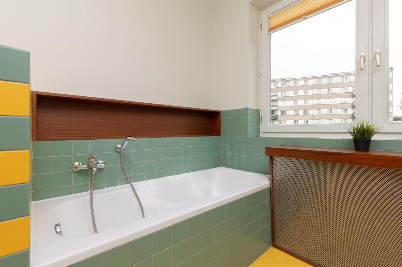 Spacious & Quiet 1 Bedroom Apartment In Pruszkow By Noclegi Renters エクステリア 写真