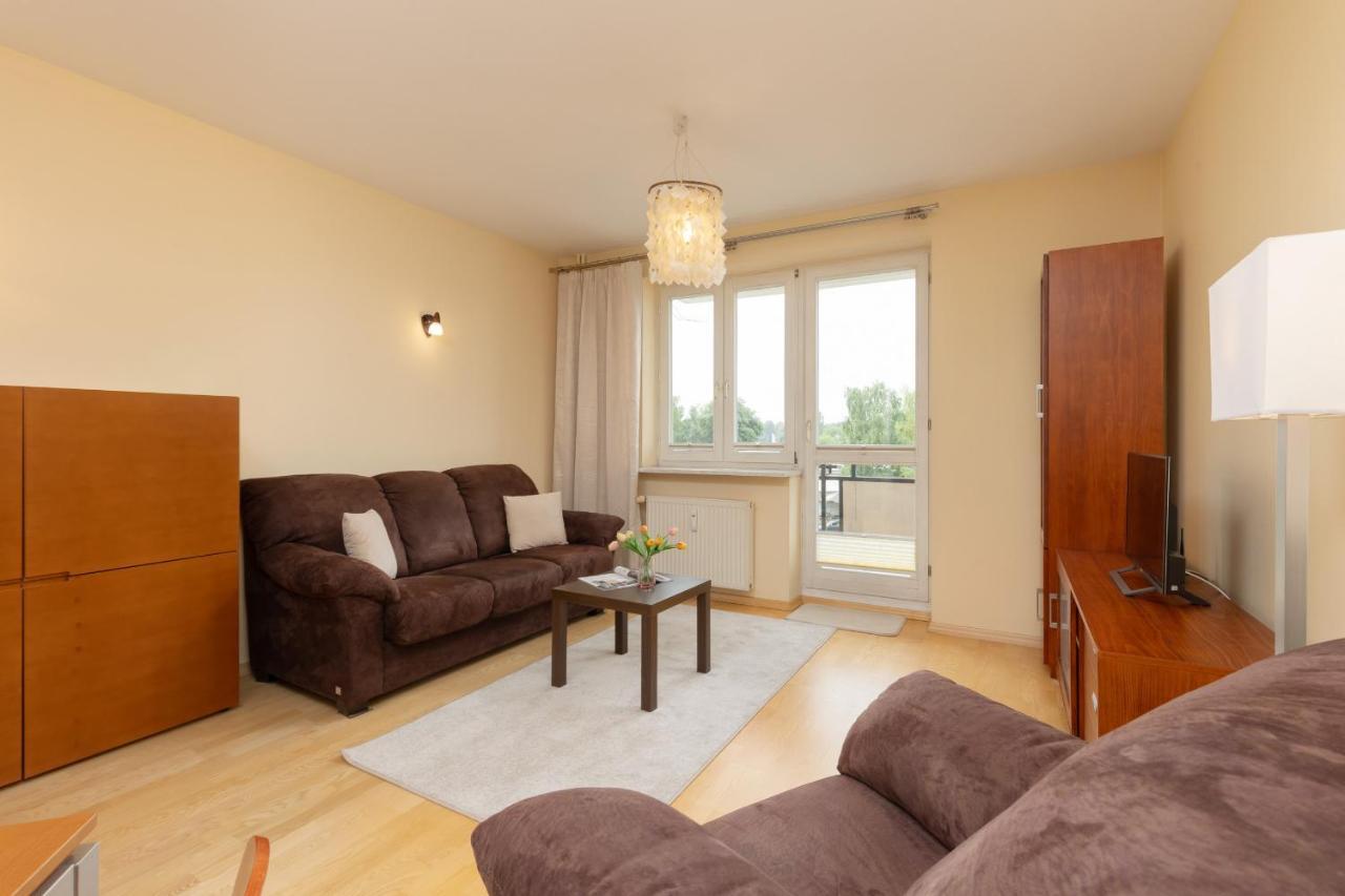 Spacious & Quiet 1 Bedroom Apartment In Pruszkow By Noclegi Renters エクステリア 写真