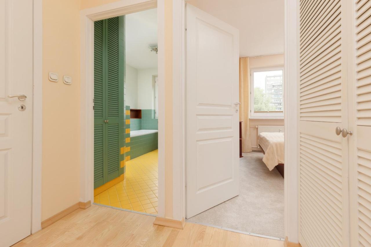 Spacious & Quiet 1 Bedroom Apartment In Pruszkow By Noclegi Renters エクステリア 写真