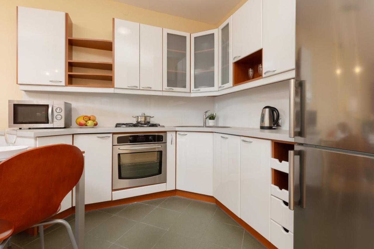 Spacious & Quiet 1 Bedroom Apartment In Pruszkow By Noclegi Renters エクステリア 写真